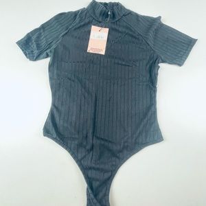 RECYCLED DOUBLE RIB BODYSUIT